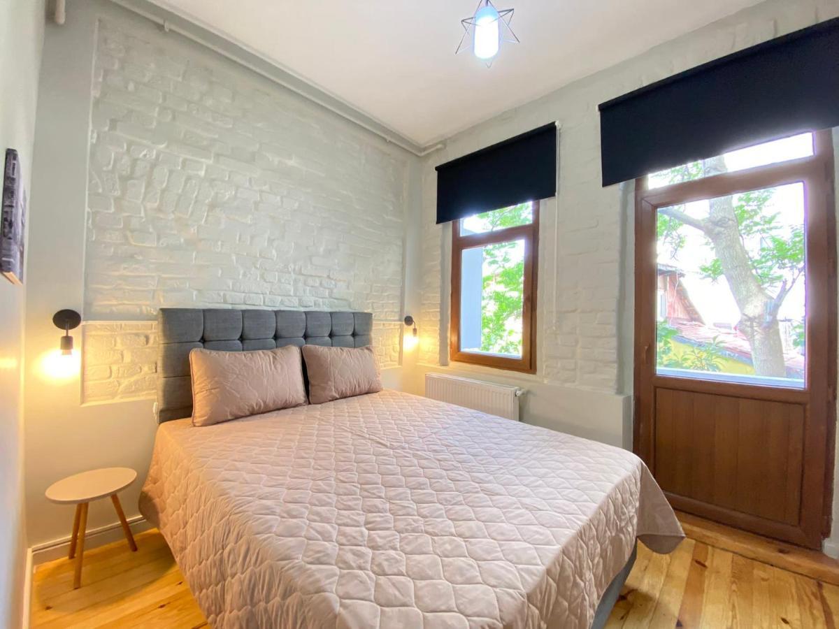 Flat Within Walking Distance To Taksim Square Appartement Istanboel