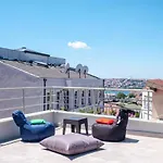 Flat Within Walking Distance To Taksim Square